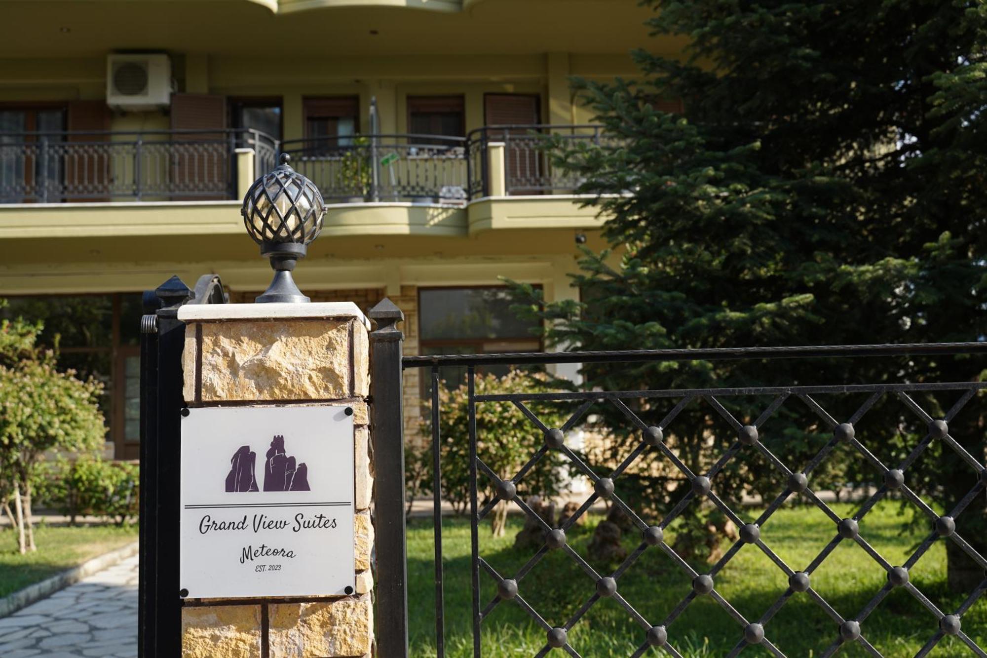 Grand View Suites Meteora Kalambaka Exterior photo